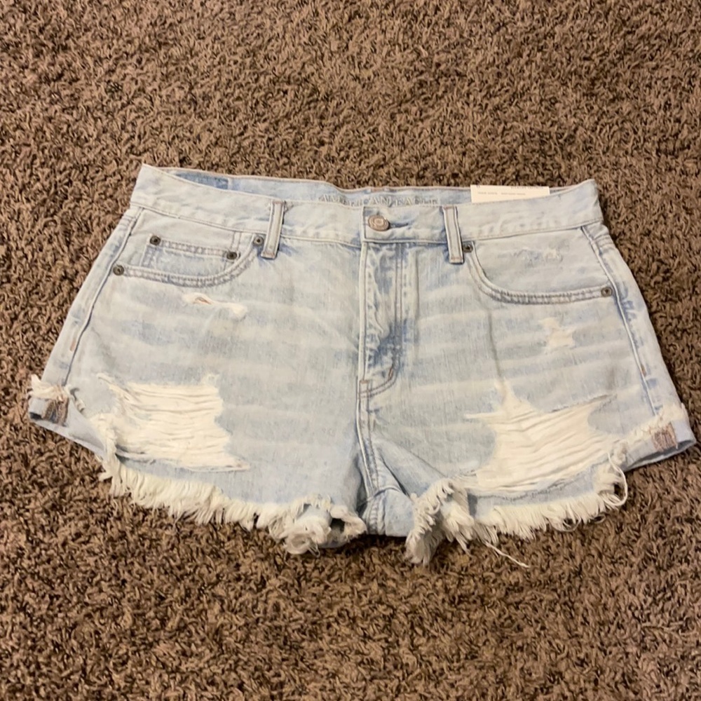 NWT A&E Tomgirl Shortie